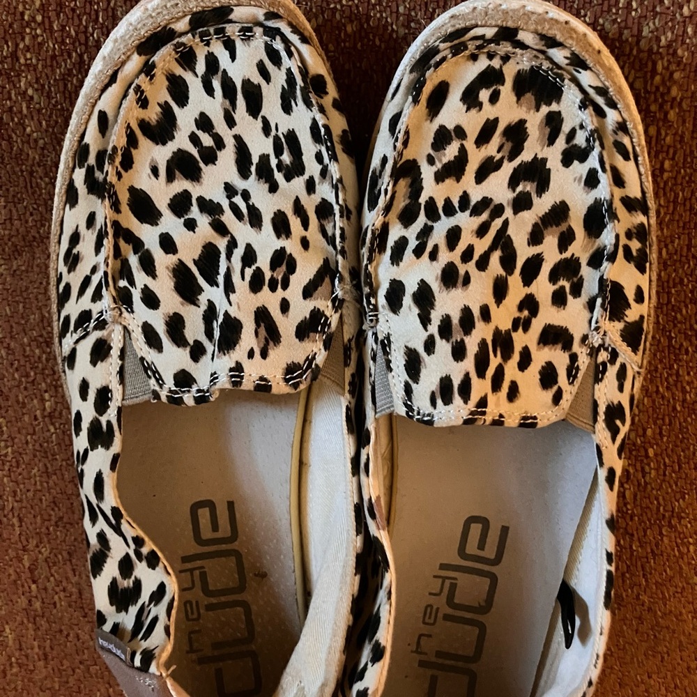 Hey Dude Kids Moccasins in Black and White Leopard Printshoes